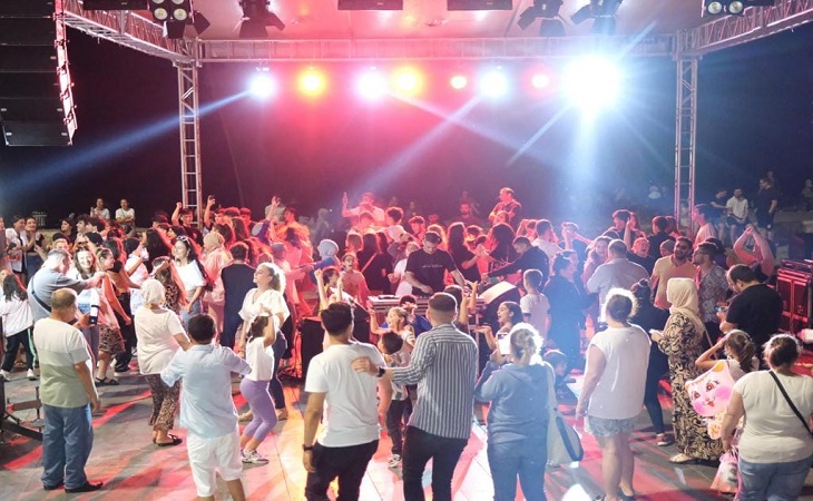 AÇIK HAVA KONSERLERİ