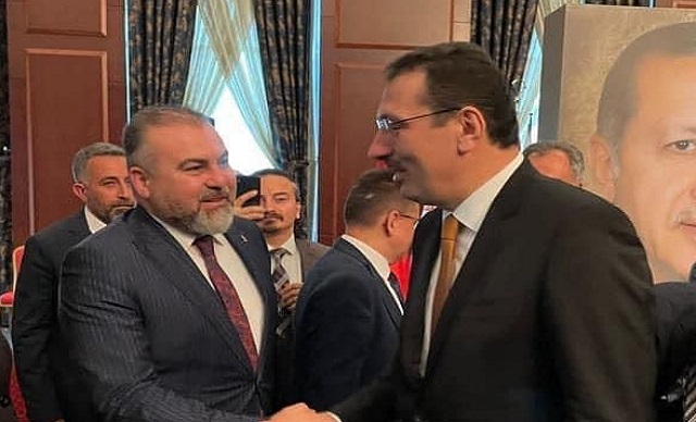 Ak Parti Genel Merkezi’nde: Tolga Erener