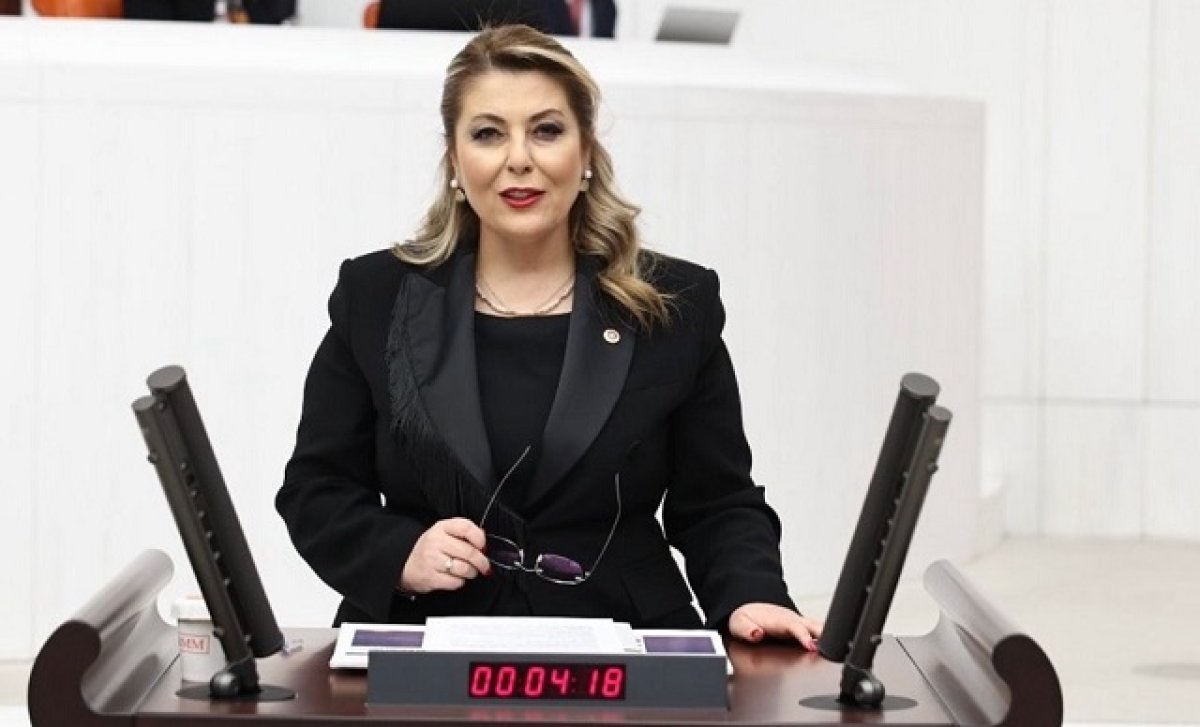 GİRESUN’UN HAK ETTİĞİ HİZMETLERİ BEKLİYORUZ