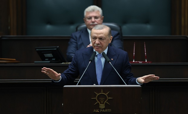 KRİZLERİN ÇÖZÜMÜ İÇİN YOĞUN ÇABA İÇİNDEYİZ