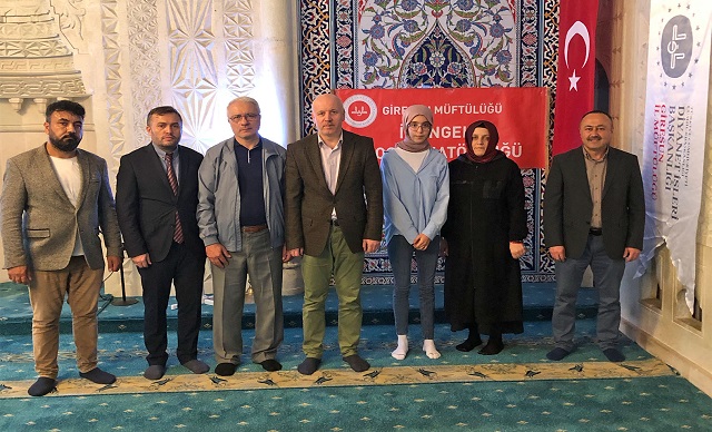 Peygamber Sevgisi Engel Tanımadı