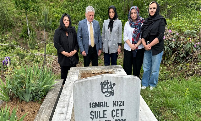 Şule Çet Giresun’da Mezarı Başında Anıldı