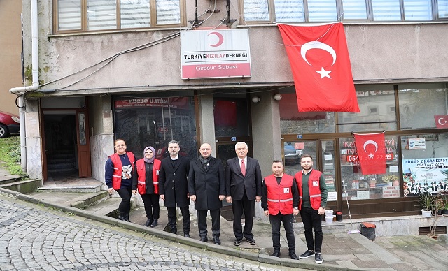 Vali Serdengeçti’den Ziyaret